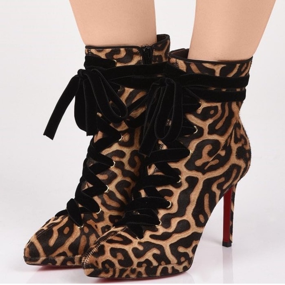 NWT Christian Louboutin brand new leopard print stiletto heeled booties